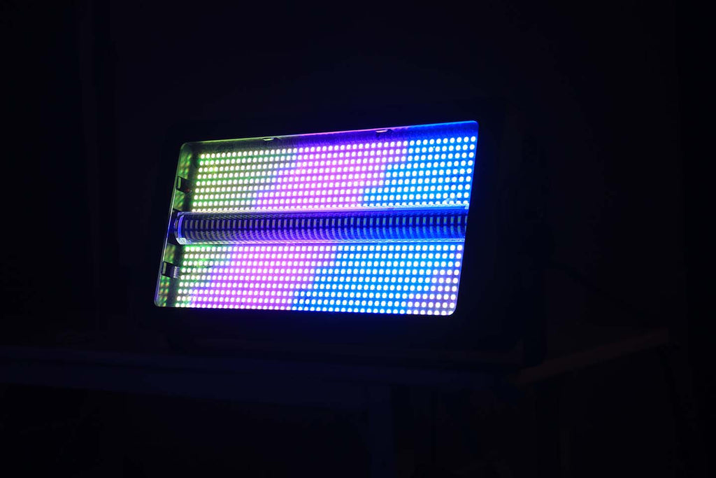 شريط إضاءة ستروب مُقسّم بالألوان الكاملة 250 واط | 960 مصباح LED، 16 مقطعًا، DMX512 – للمسرح والفعاليات